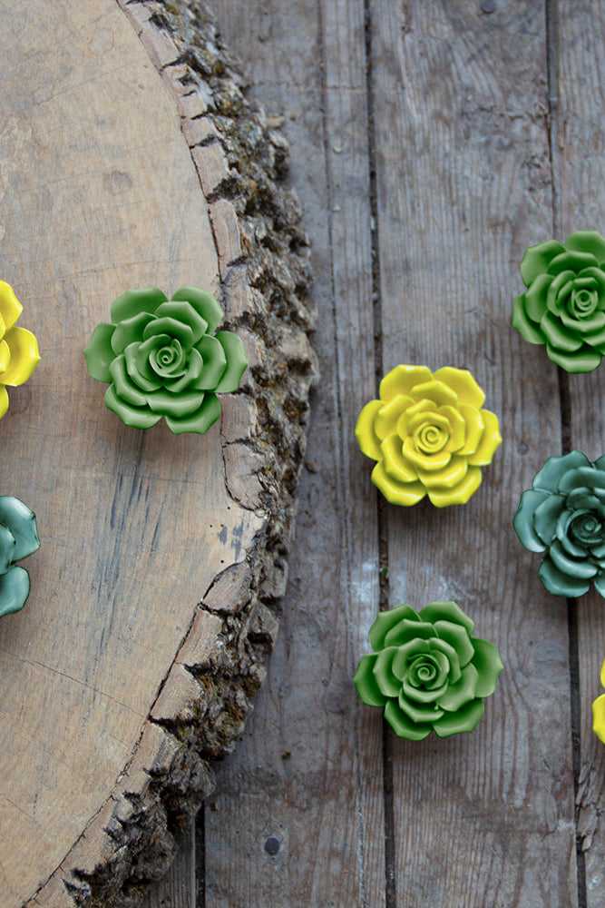 Ceramic Flowers With Keyhole For Hanging On Walls Collection 9 Kit - Chive UK Wholesale