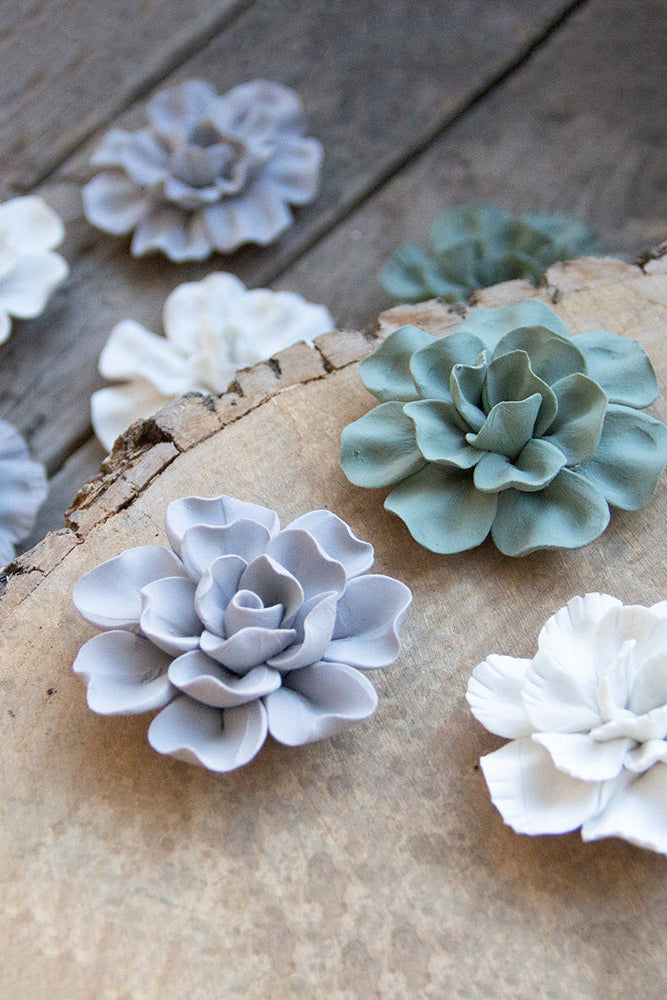 Ceramic Flowers Matte No Keyhole Kit - Chive UK Wholesale