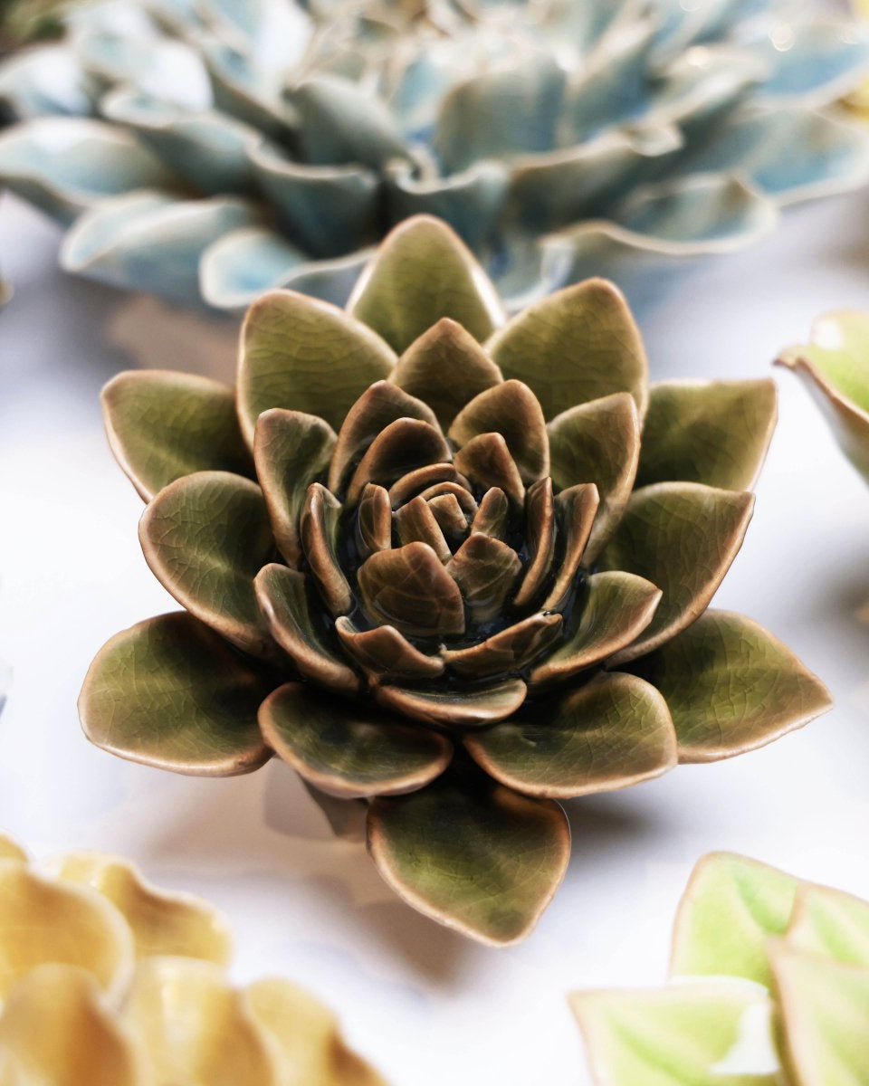 Ceramic Flower Collection 13 Dark Green Flower - Chive UK Wholesale