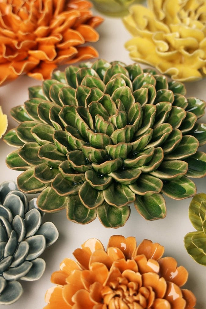 EG20 Avocado Green Unicorn Zinnia - Chive UK Wholesale