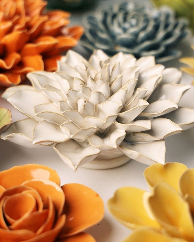 EG23 Ivory Autumn Azalea - Chive UK Wholesale