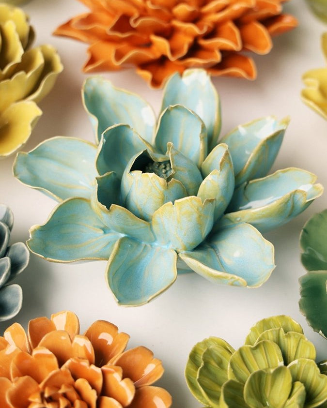 EG24 Robin's Egg Blue Aurora Water Lily - Chive UK Wholesale