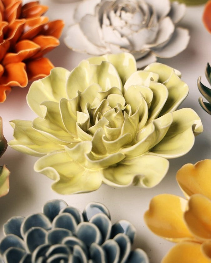 EG26 Lime Yellow Larkspur - Chive UK Wholesale