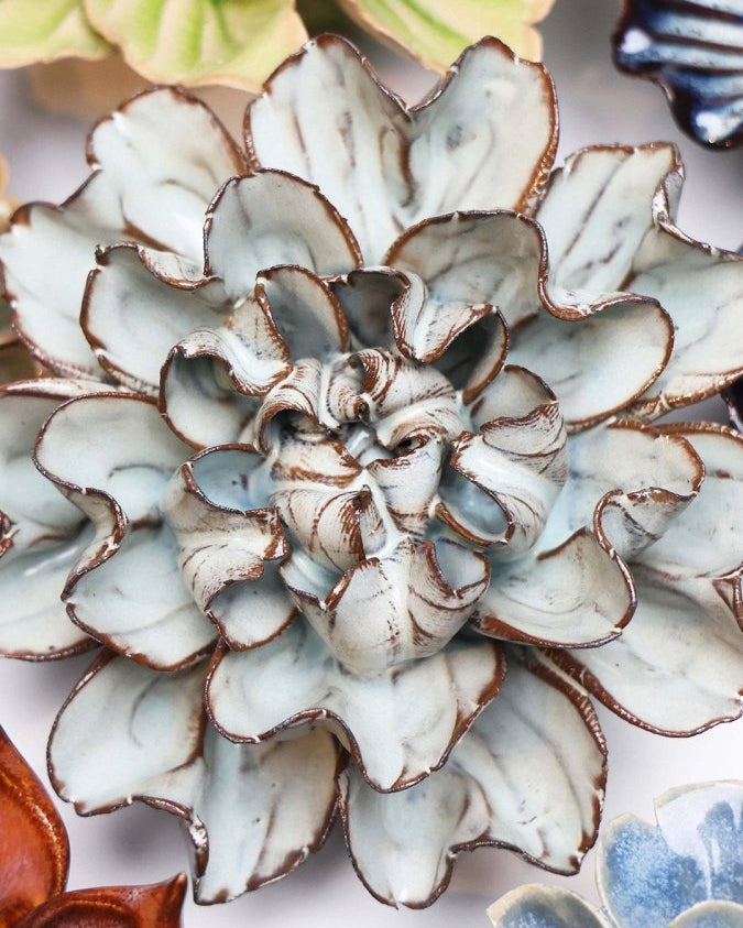 JA15 Chocolate Mint Echo Lisianthus - Chive UK Wholesale