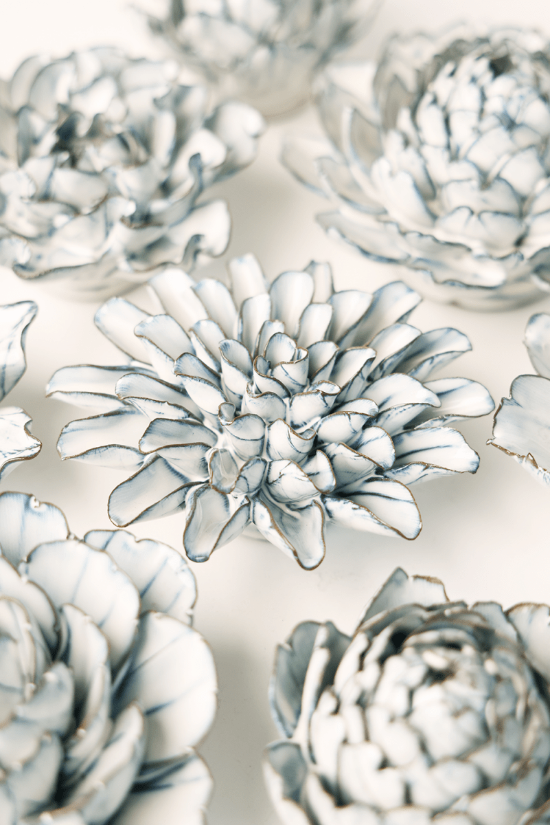 Nantucket Ceramic Flower Blue White Daisy - Chive UK Wholesale
