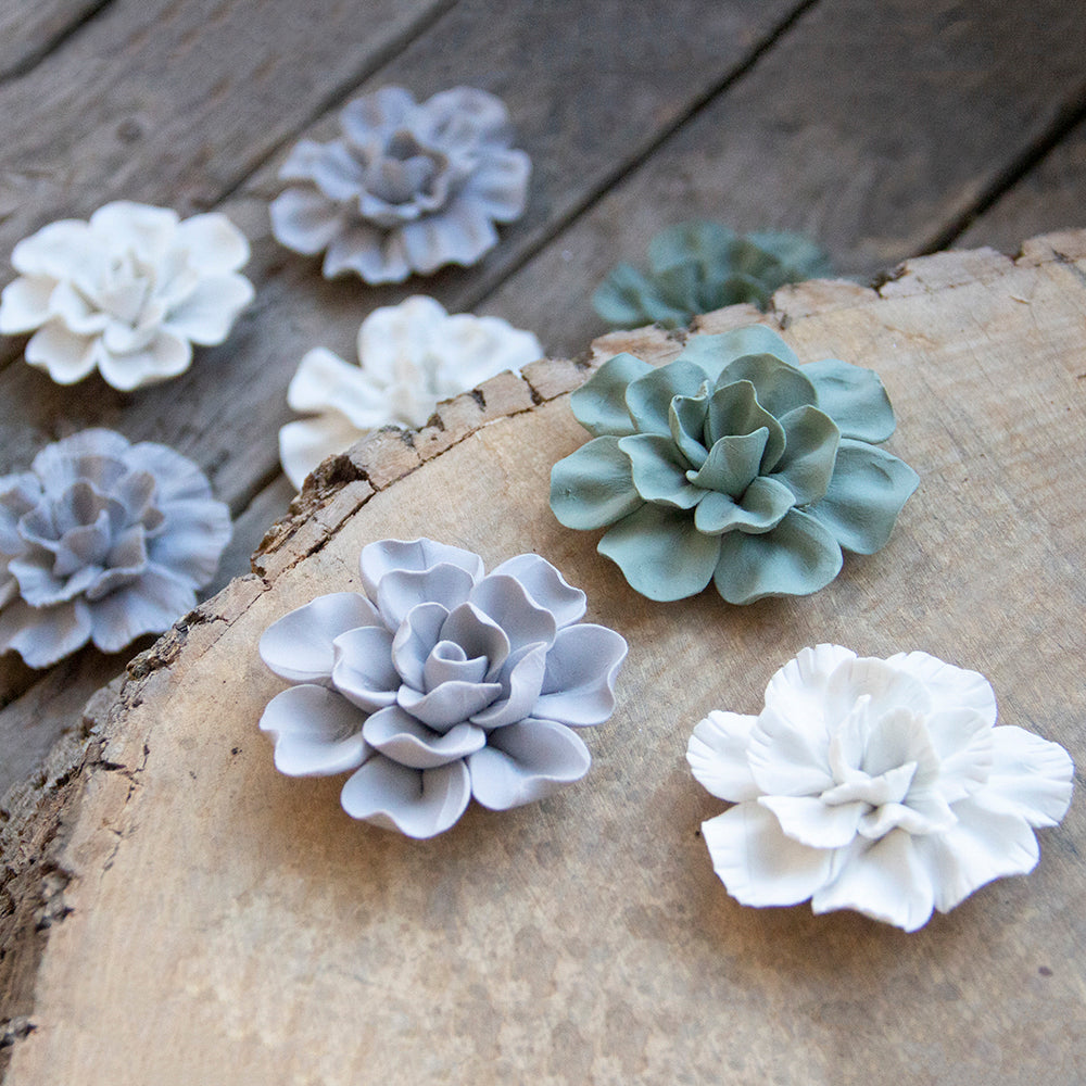Ceramic Flowers Matte No Keyhole Kit - Chive UK Wholesale