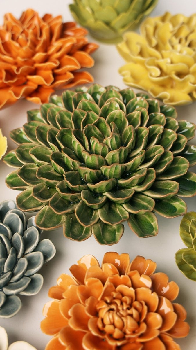 EG20 Avocado Green Unicorn Zinnia - Chive UK Wholesale