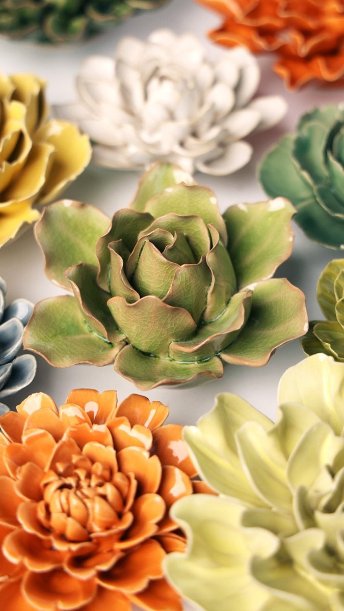 EG25 Peridot Stargazer Lily - Chive UK Wholesale