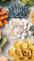 EG28 Ivory Snowdrop - Chive UK Wholesale