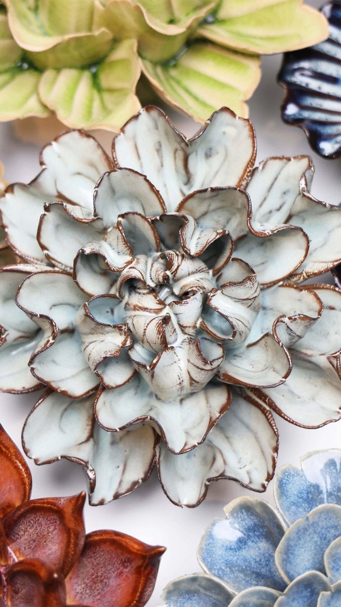 JA15 Chocolate Mint Echo Lisianthus - Chive UK Wholesale