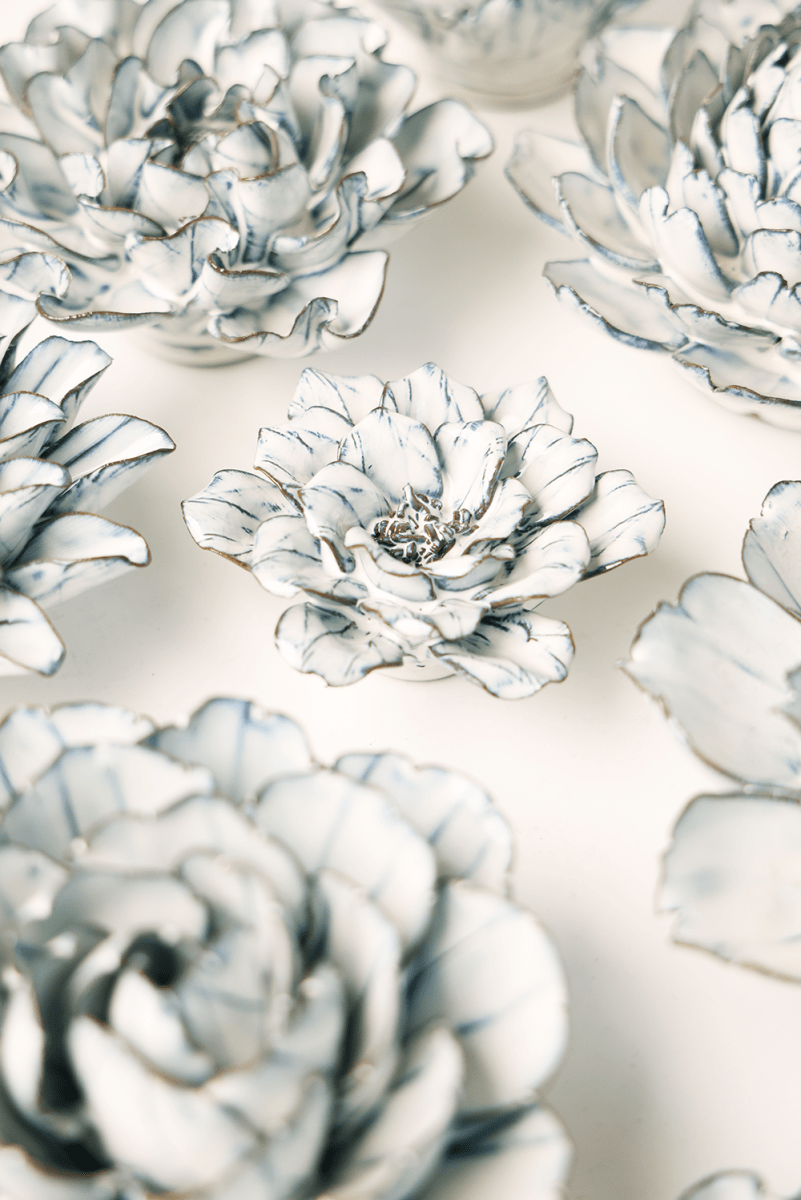 Nantucket Ceramic Flower Blue White Paperwhite - Chive UK Wholesale