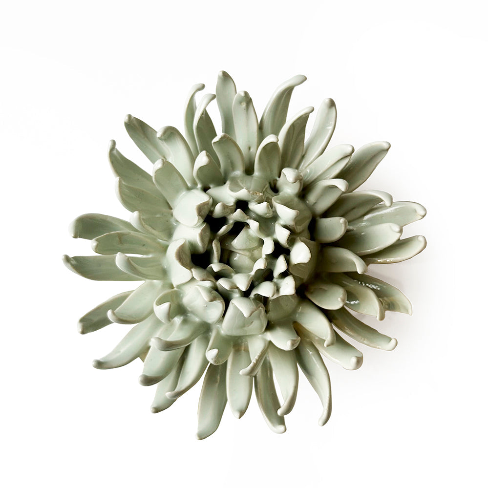 Ceramic Flowers With Keyhole For Hanging